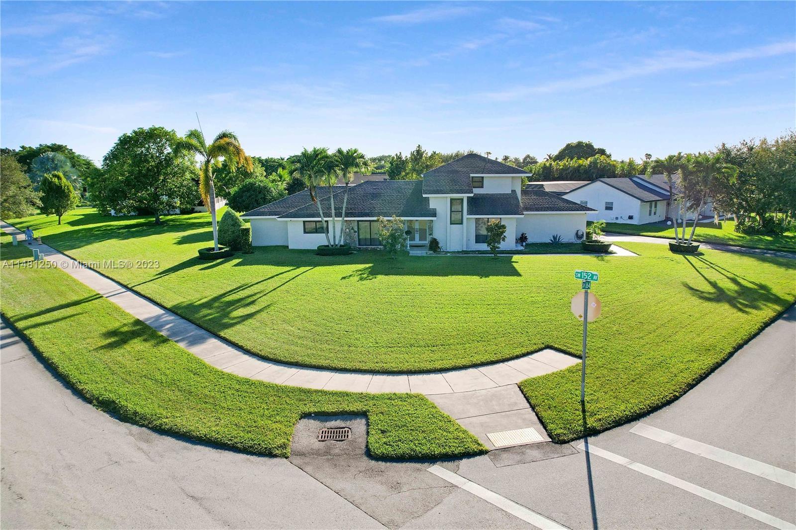Property Photo: 15200 SW 164th St FL 33187