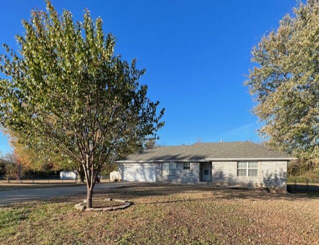 Property Photo:  105 Casie Circle  MO 65781 