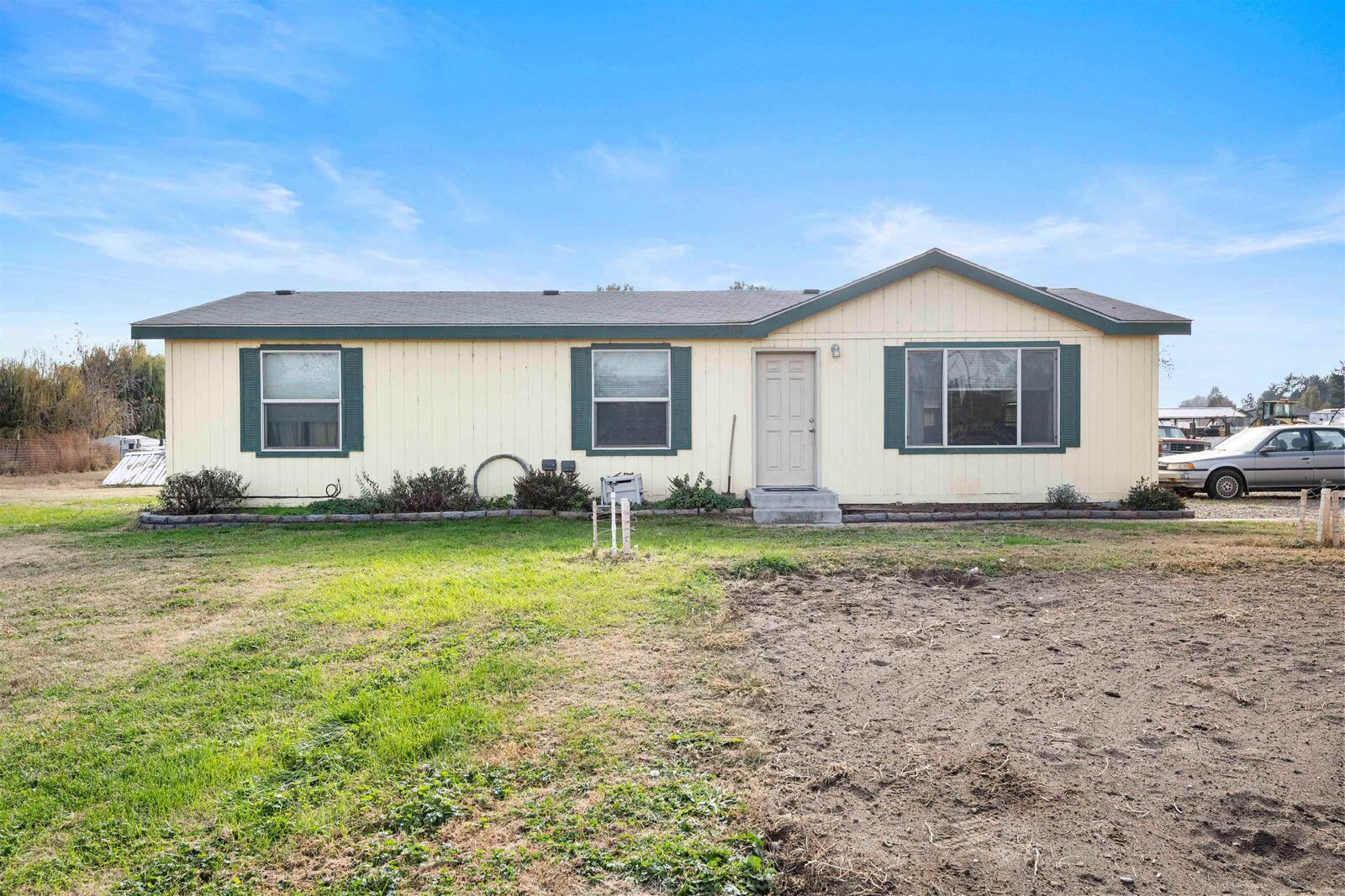 Property Photo: 3920 Janet St WA 99301