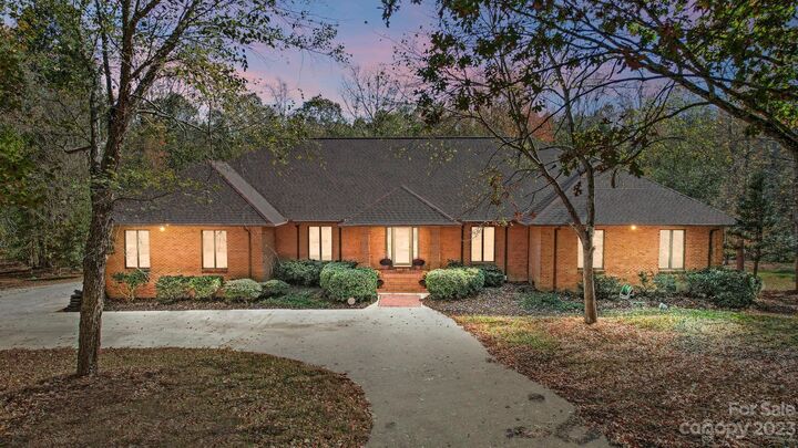 106 Beason Court  Kings Mountain NC 28086 photo