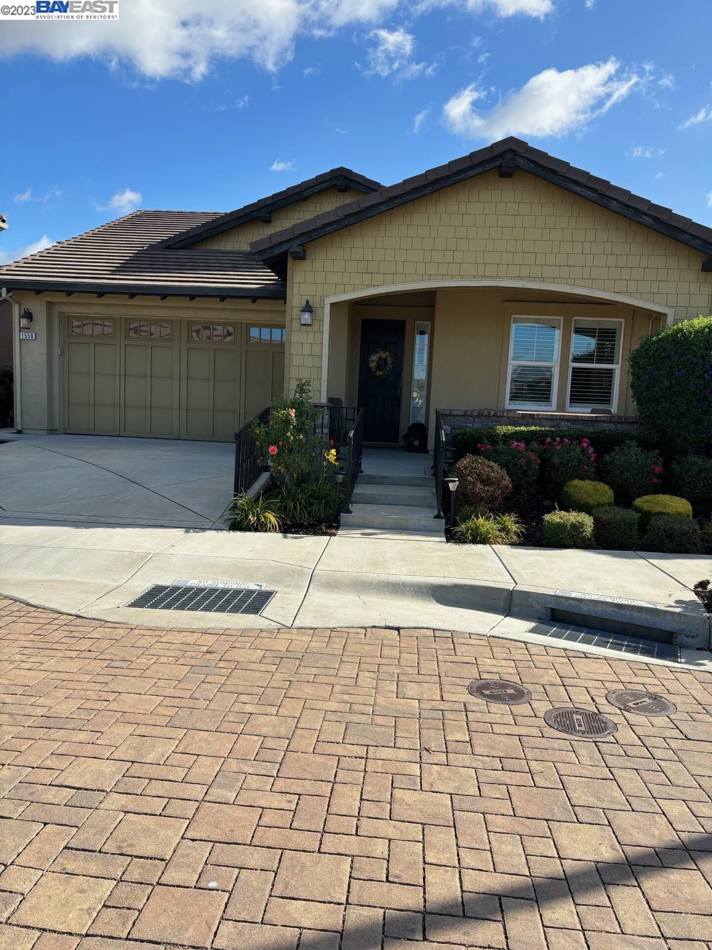 Property Photo:  1558 Chatham Pl  CA 94566 