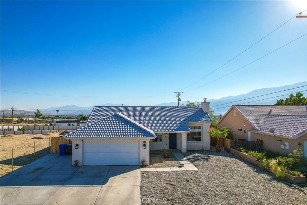 Property Photo:  66051 10th Street  CA 92240 