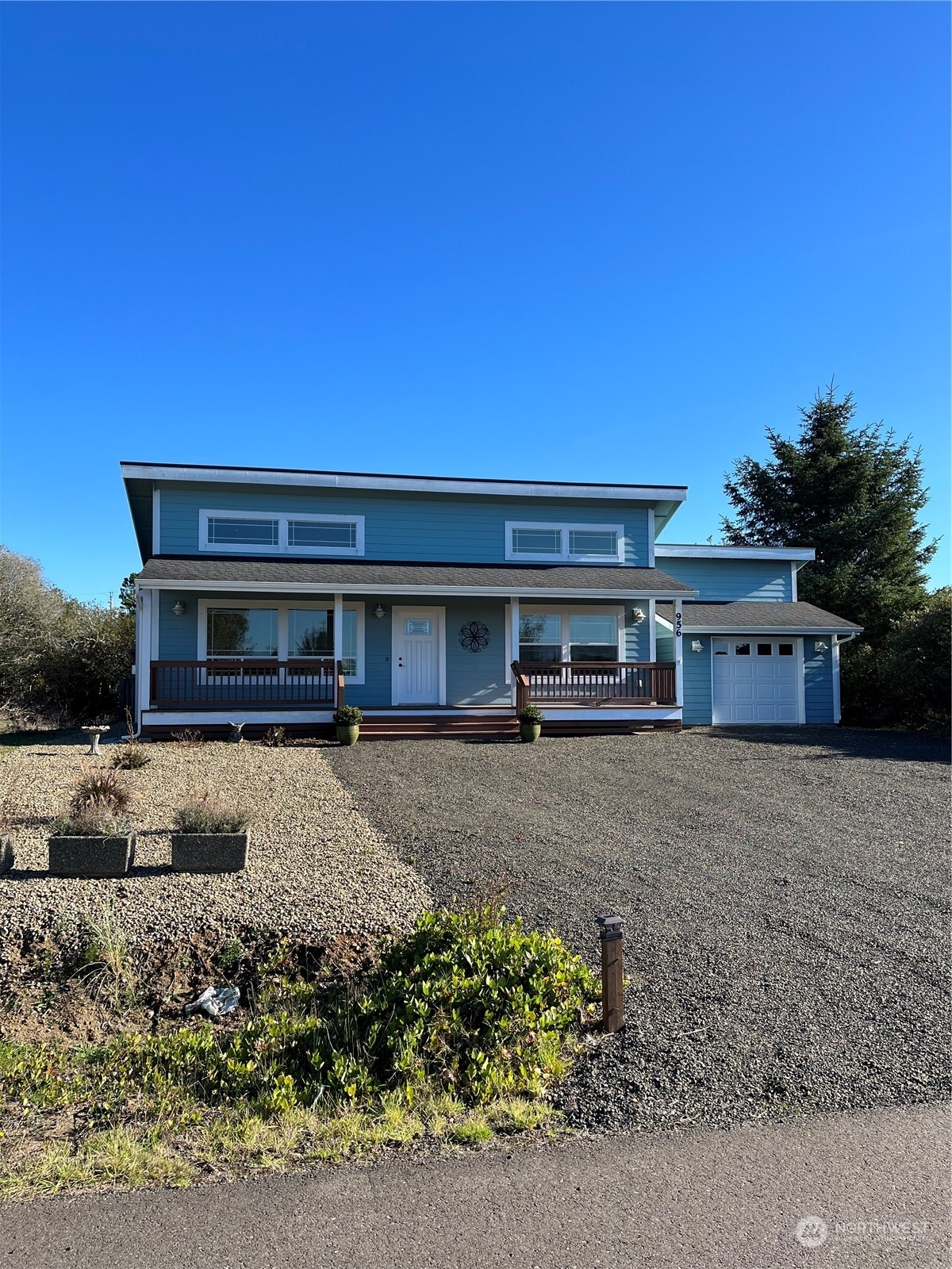 Property Photo:  956 Cascade Avenue SW  WA 98569 