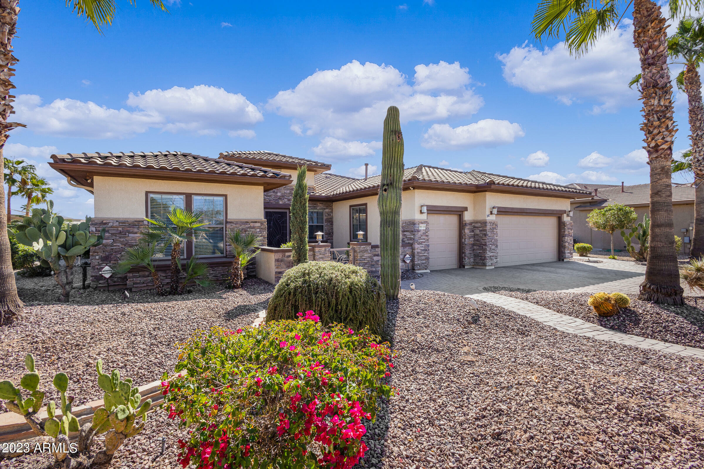 Property Photo: 20965 N Grand Staircase Drive AZ 85387