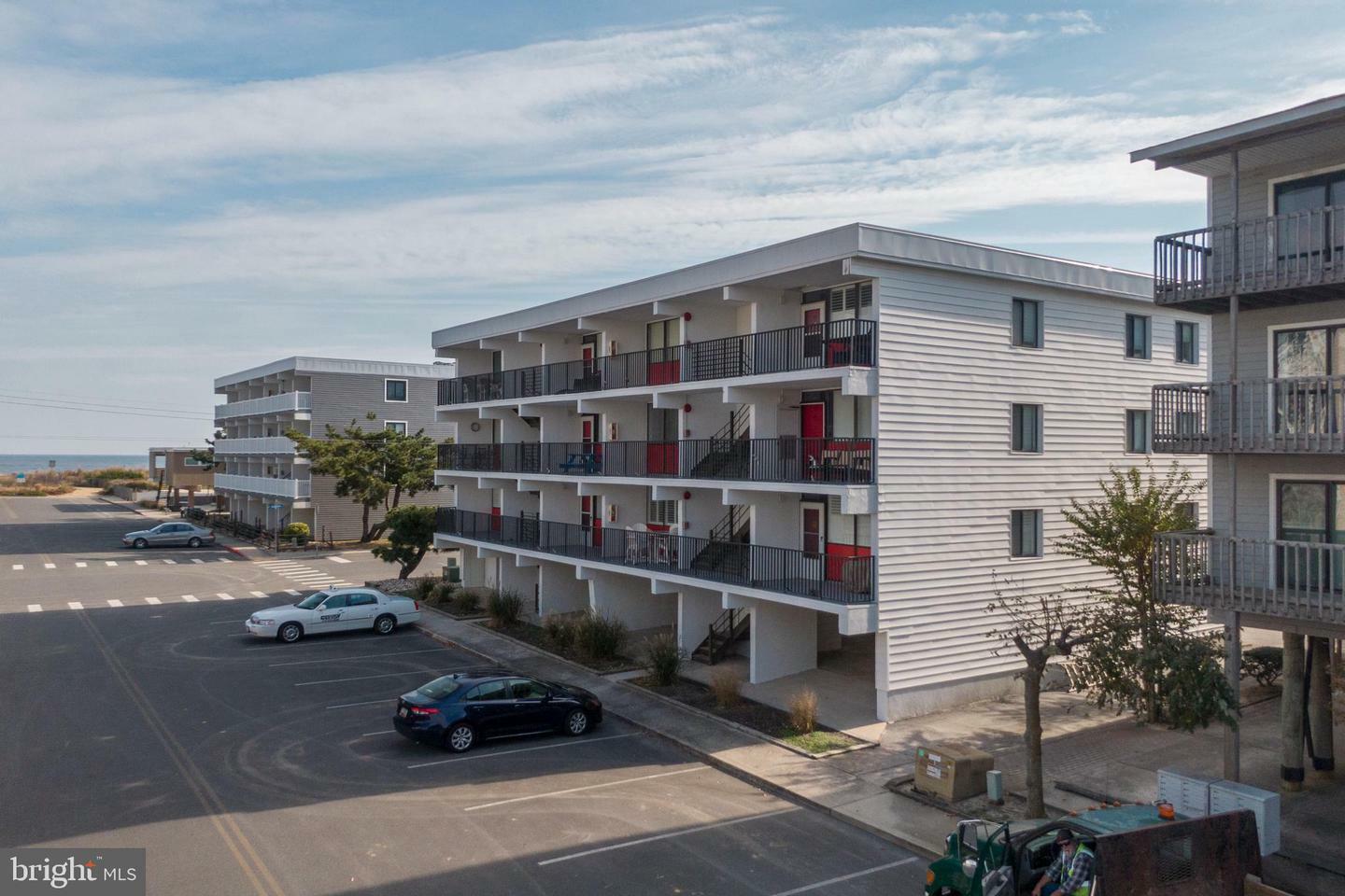 Property Photo: 11 124th Street 103 MD 21842