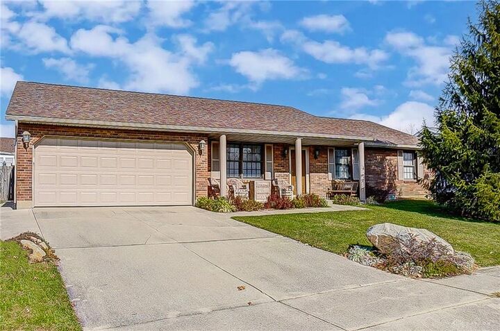 1599 Gibraltar Drive  Wilmington OH 45177 photo