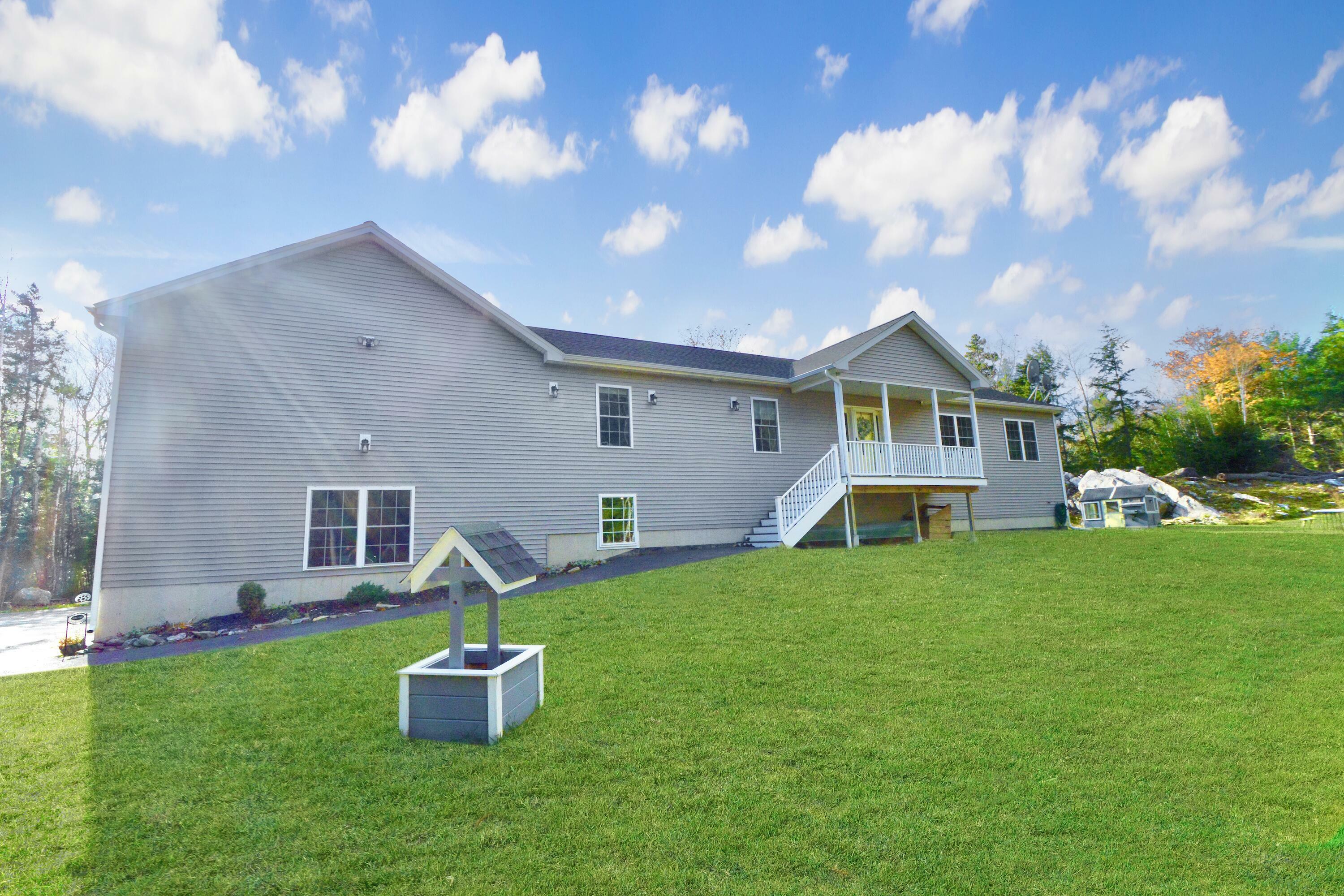 Property Photo:  30 Cottage Shore Drive  ME 04429 