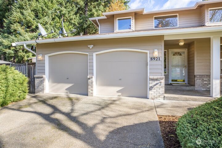 House for sale in Lakewood 8921 26th Avenue S, Lakewood, WA 98499
