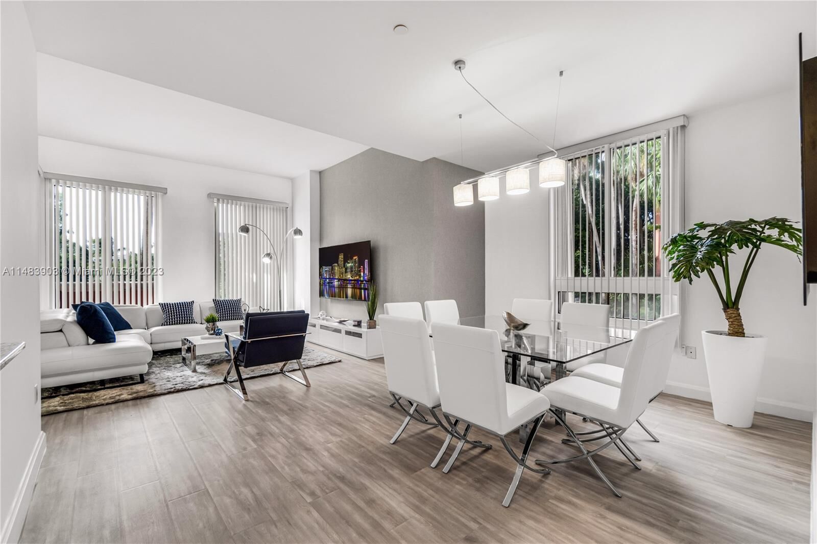 Property Photo:  785 Crandon Blvd 106  FL 33149