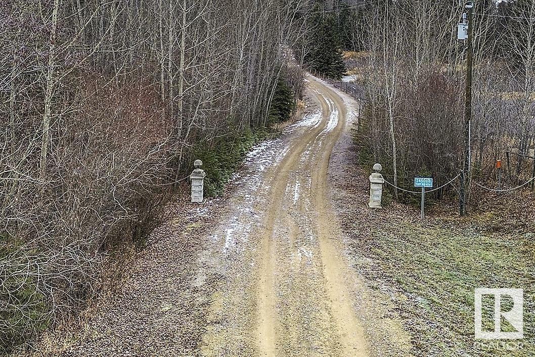 Property Photo: 245008 Twp Rd 474 AB T0C1Z0