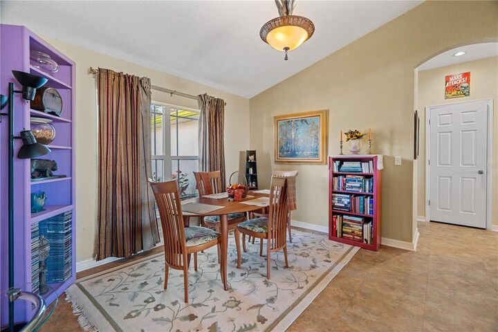 Property Photo:  1005 Osprey Court  FL 34689 