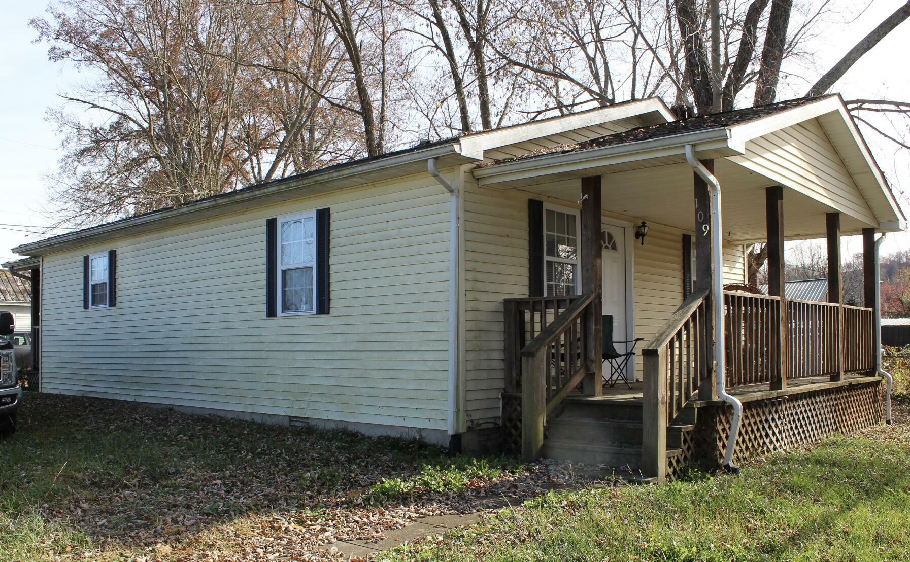 Property Photo:  109 Noel Street  KY 41046 