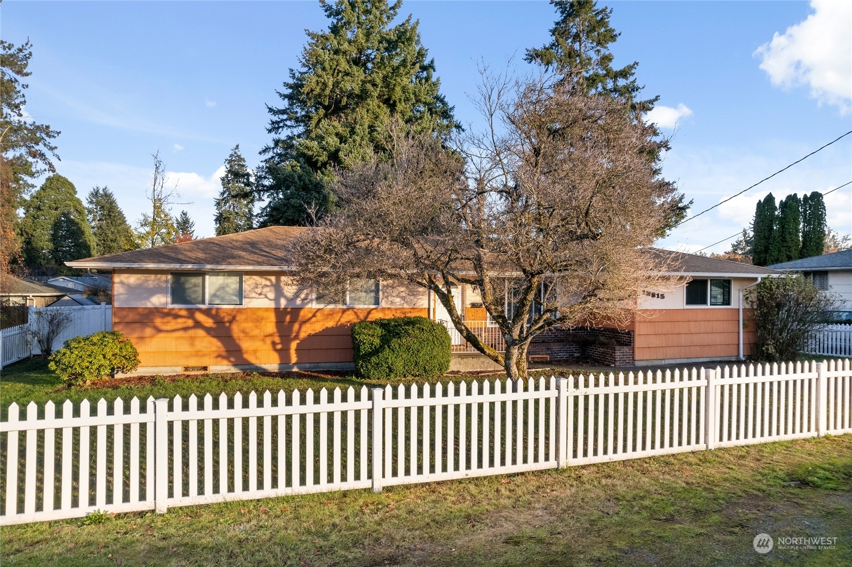 Property Photo: 13815 Park Avenue S WA 98444