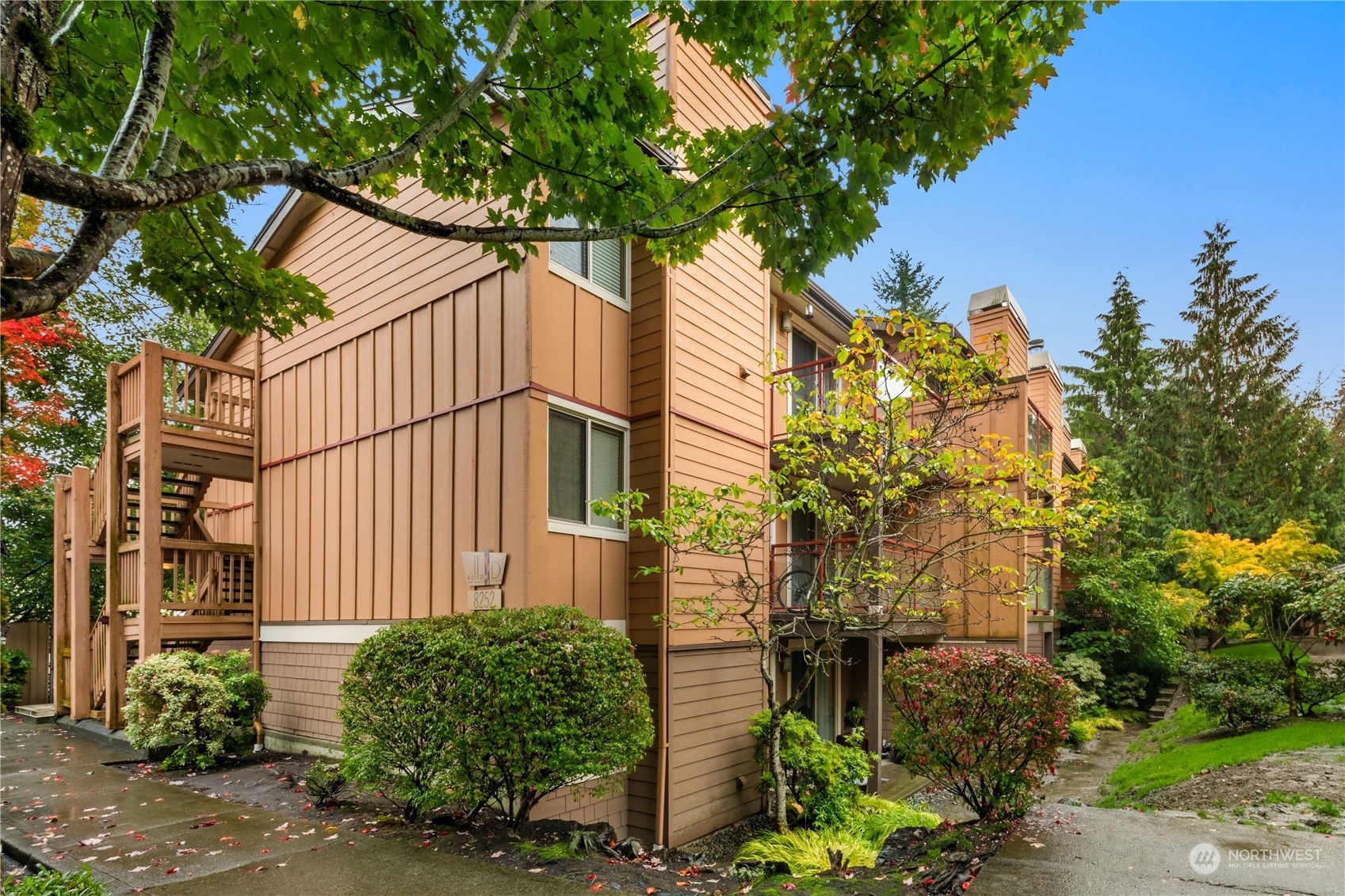 8252 126th Avenue NE D203  Kirkland WA 98033 photo