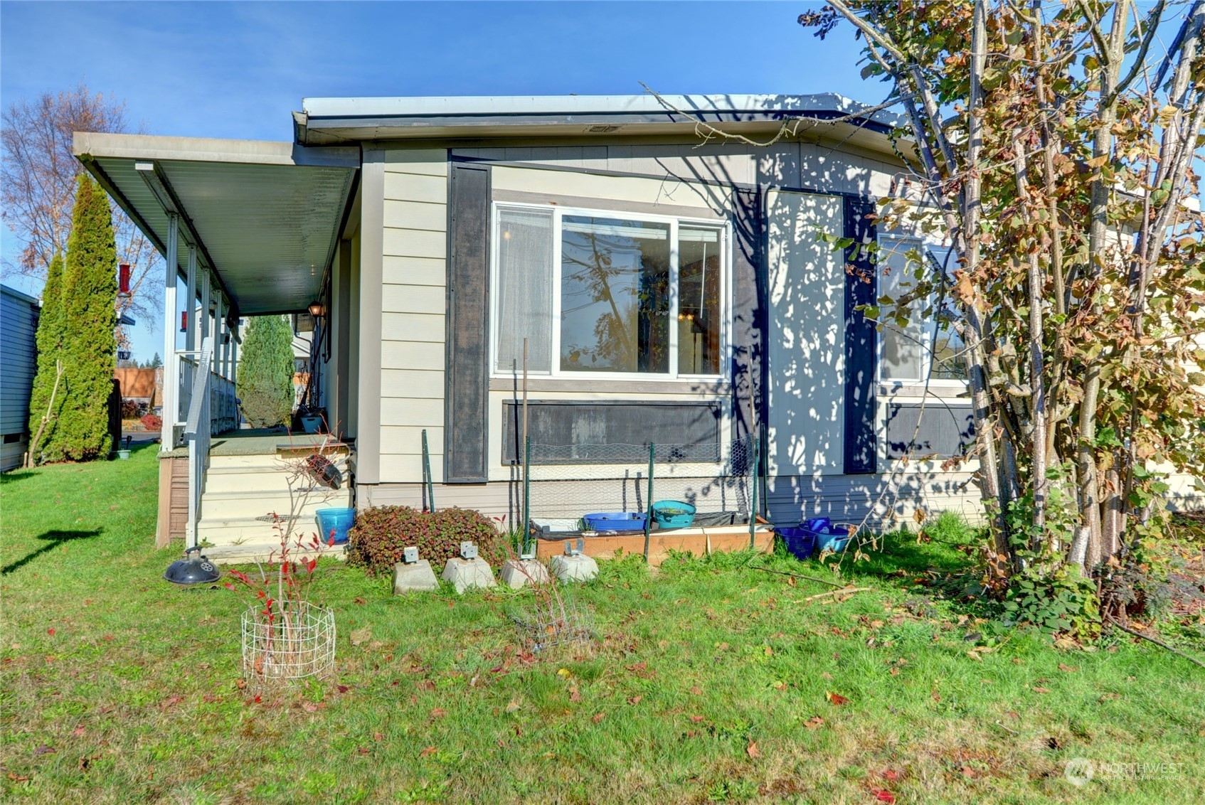 Property Photo:  16600 25th Avenue NE 19  WA 98271 