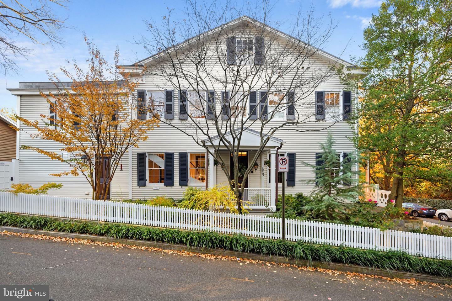 Property Photo: 1633 31st Street NW DC 20007