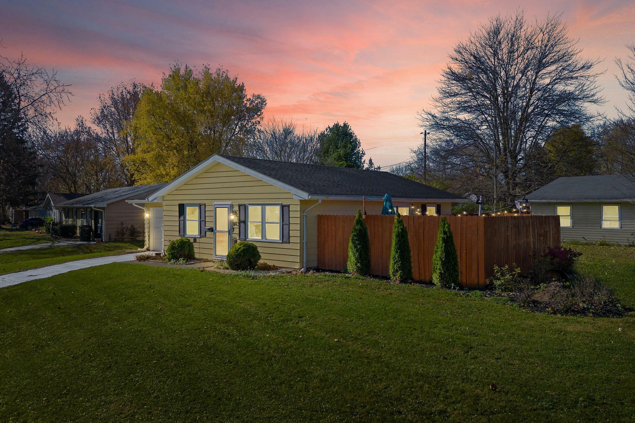Property Photo: 963 Southridge Ave OH 45177