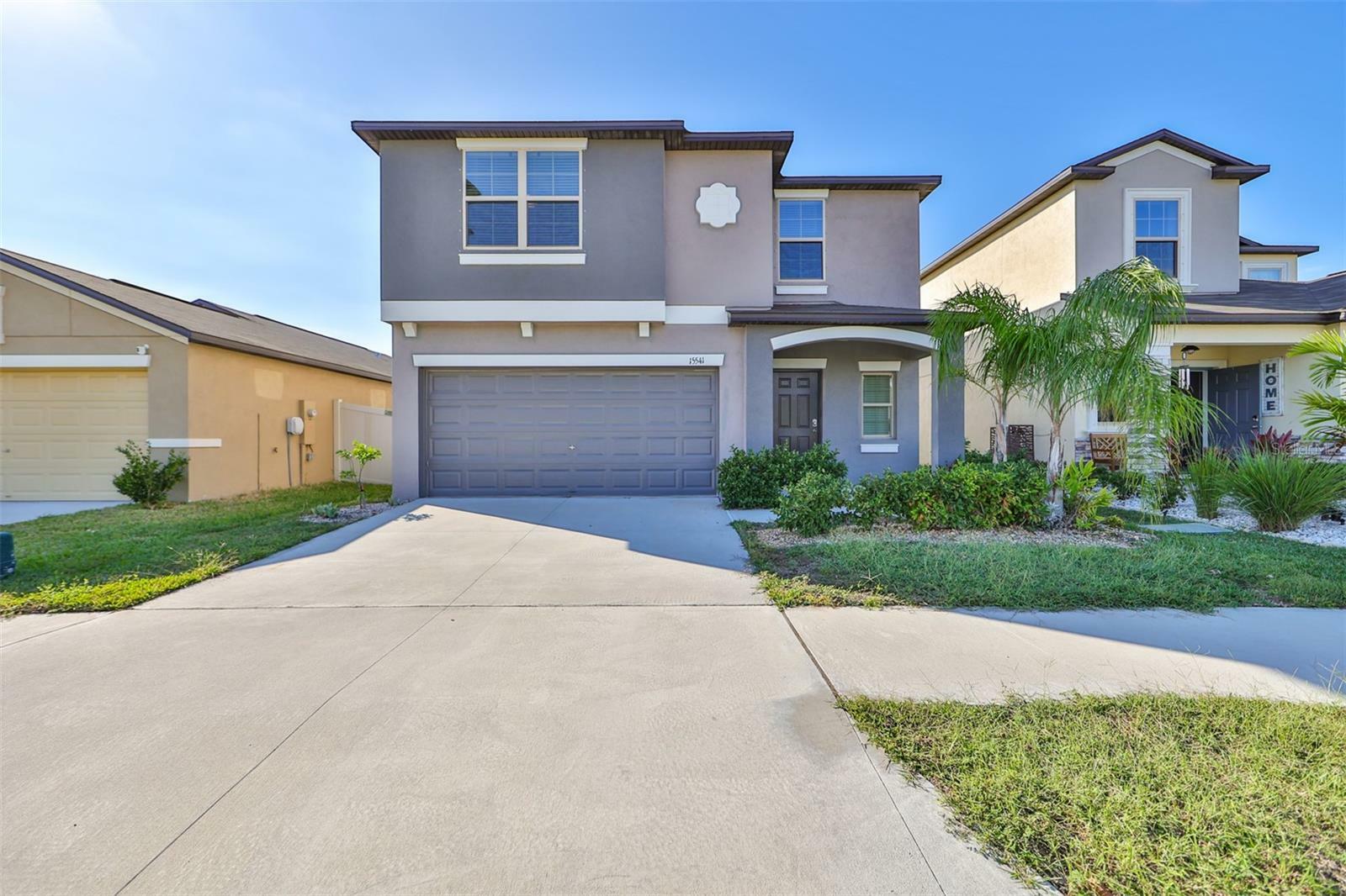 Property Photo:  15541 Peace River Place  FL 33573 