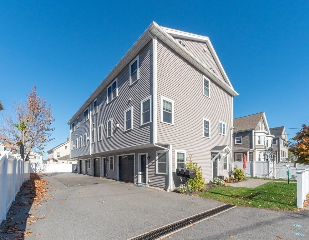 Property Photo:  156 Ash Street 2  MA 02453 