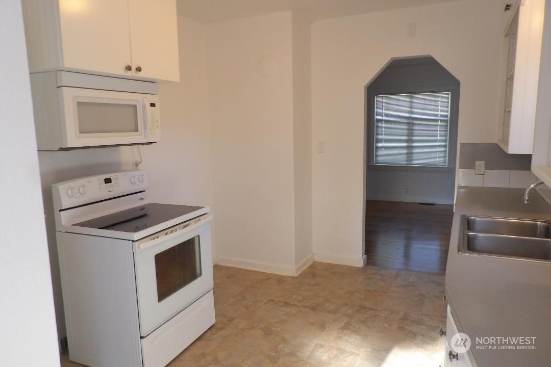 Property Photo: 2733 McLeod Road WA 98225