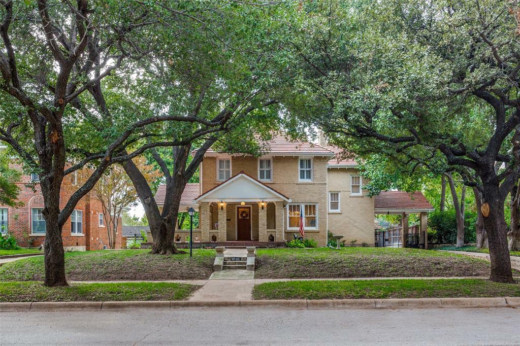 Property Photo: 2516 S Adams Street TX 76110