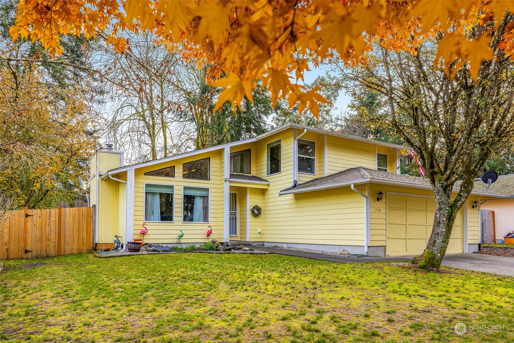 Property Photo:  1718 Diamond Road SE  WA 98503 