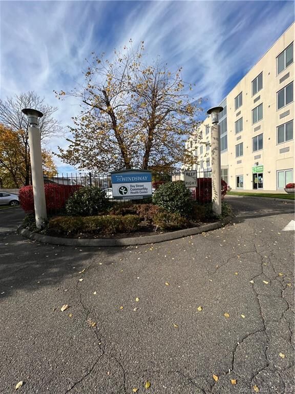 Property Photo:  49 Day Street 213  CT 06854 