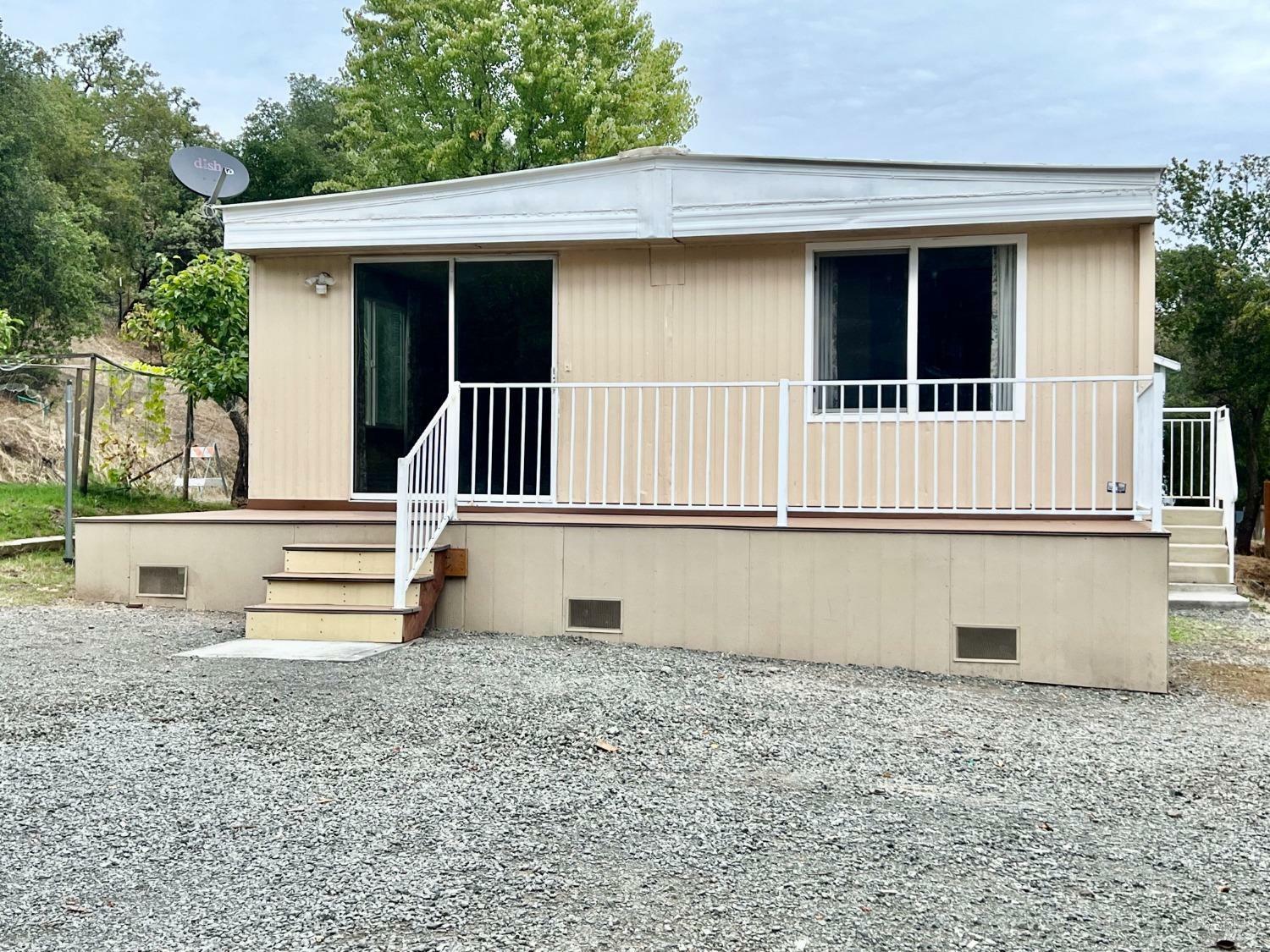 Property Photo: 230 Theresa Drive 4 CA 95425
