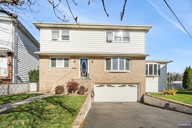 Property Photo: 22 Kennedy Court NJ 07071