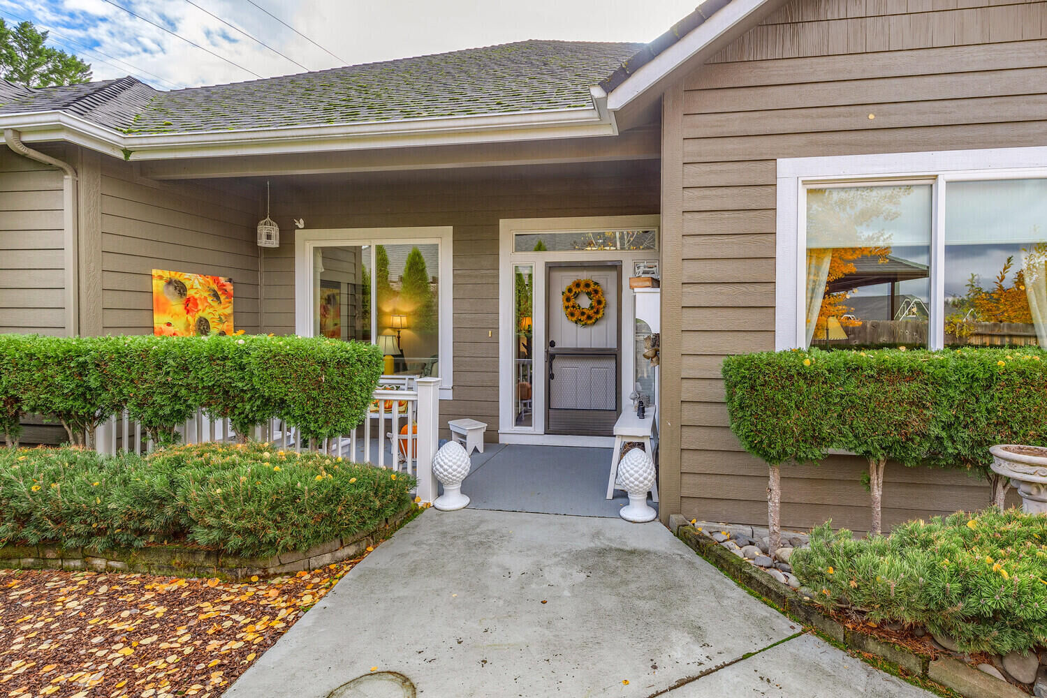 Property Photo:  109 Whispering Drive  OR 97527 