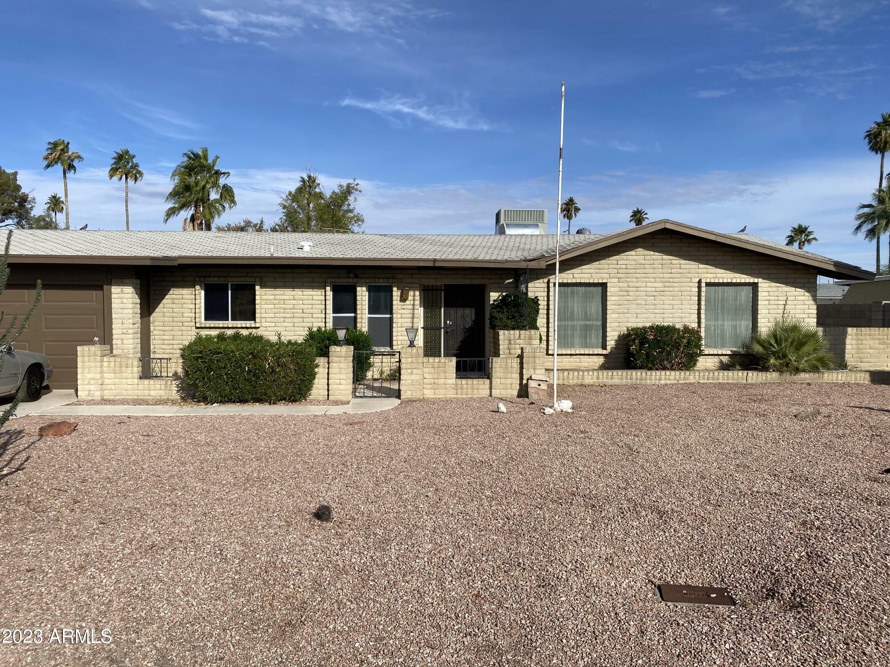 Property Photo:  2140 E Encanto Street  AZ 85213 