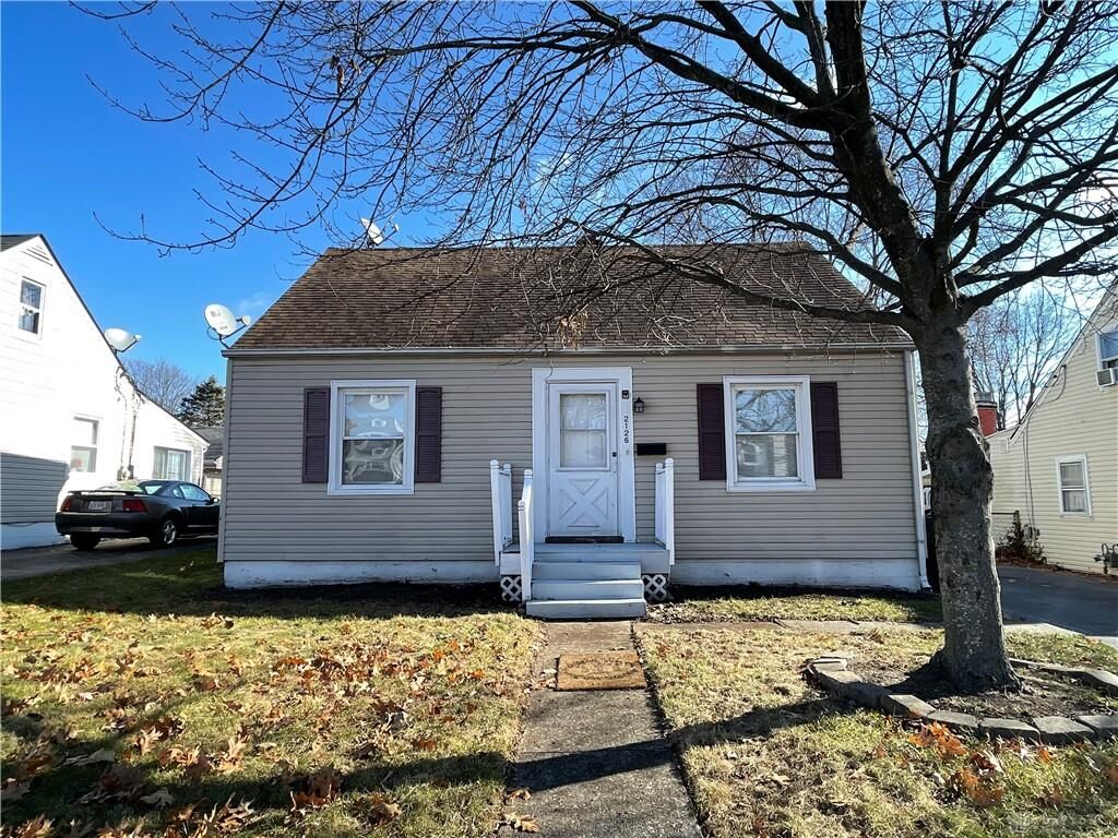 Property Photo: 2126 Meriline Avenue OH 45420