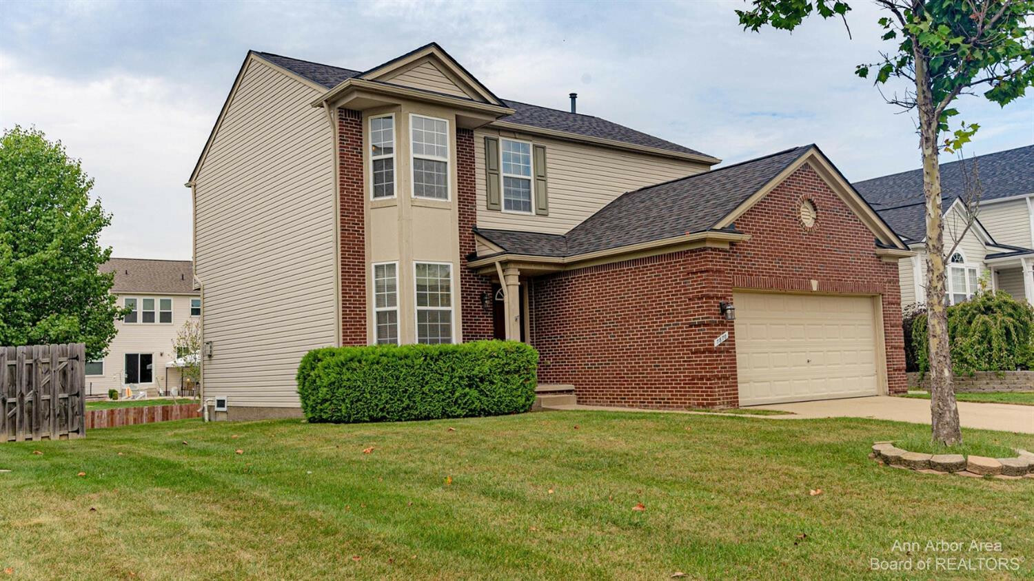 Property Photo:  7870 Winterfield Drive  MI 48197 