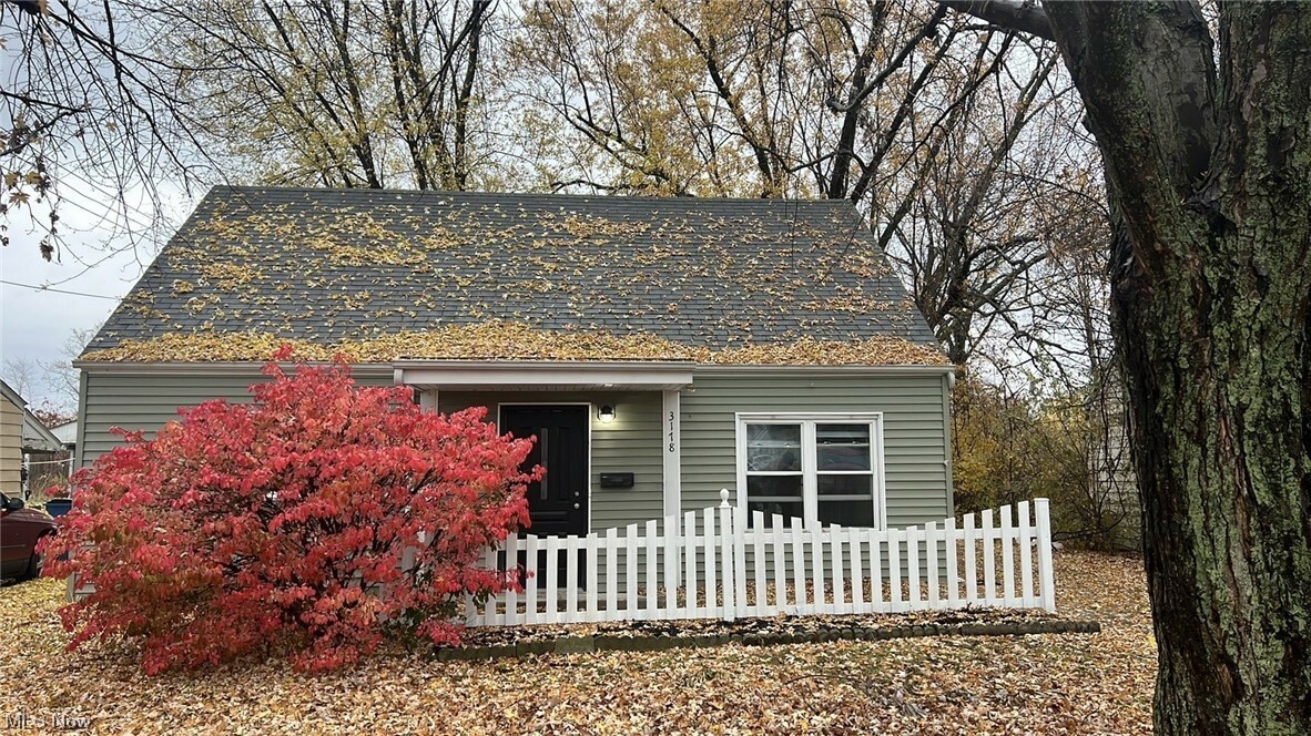Property Photo: 3178 Grant Street OH 44052