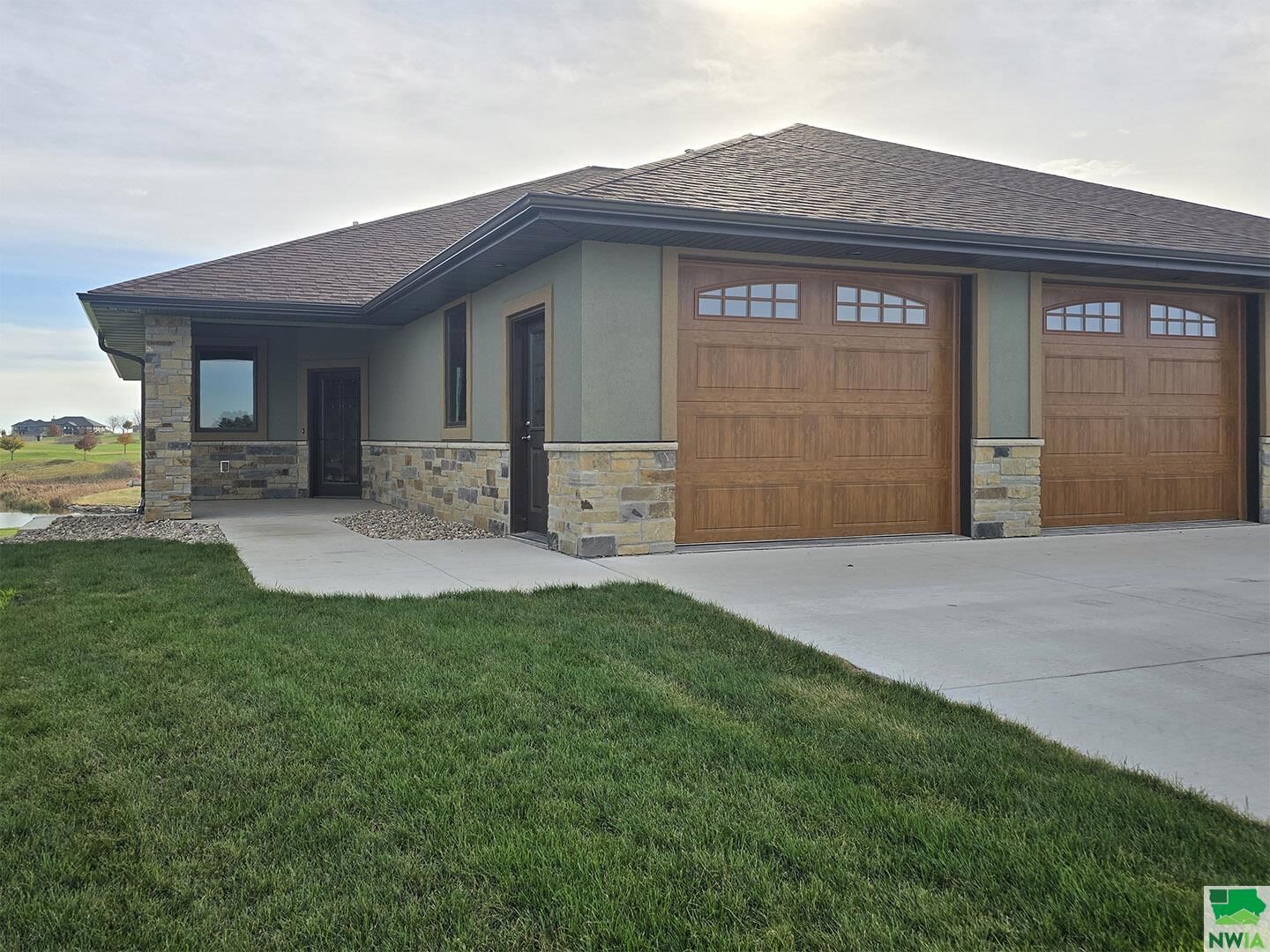 Property Photo: 1009 Teres View Drive IA 51250