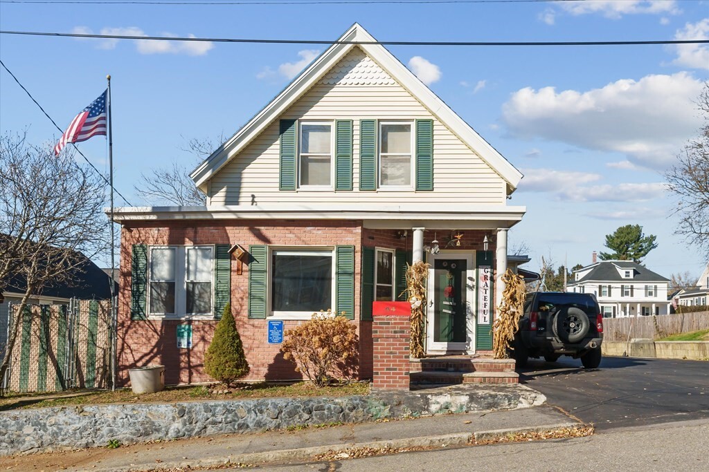 Property Photo: 44 Fred St MA 01850