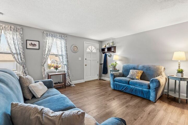 Property Photo:  33 Merrimack Meadows Ln 33  MA 01876 