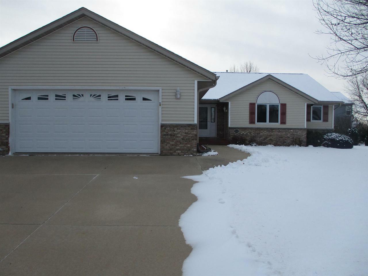 Property Photo:  210 Prairie View Drive  WI 53916 