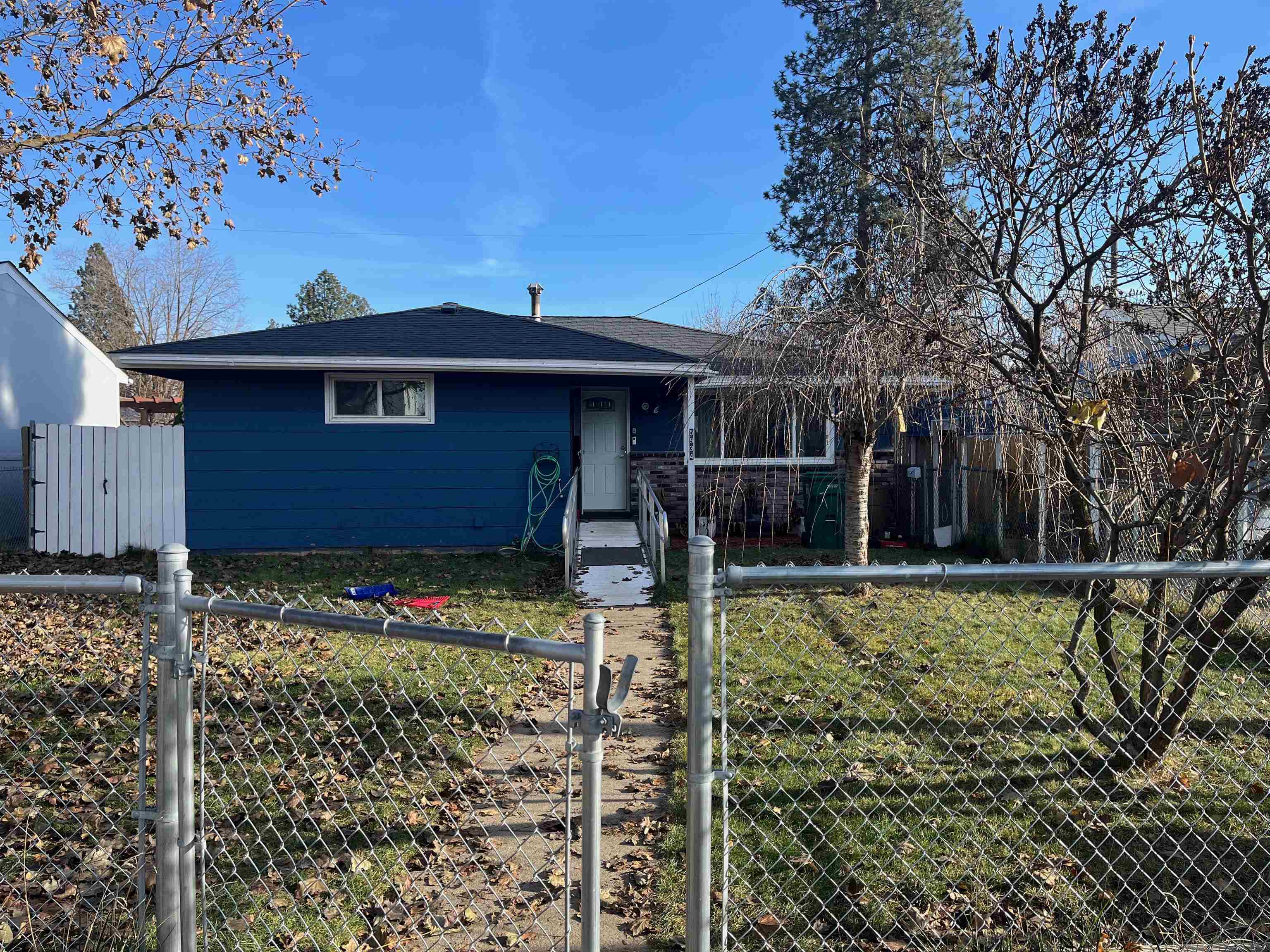 Property Photo:  5934 N Buffalo St  WA 99205 