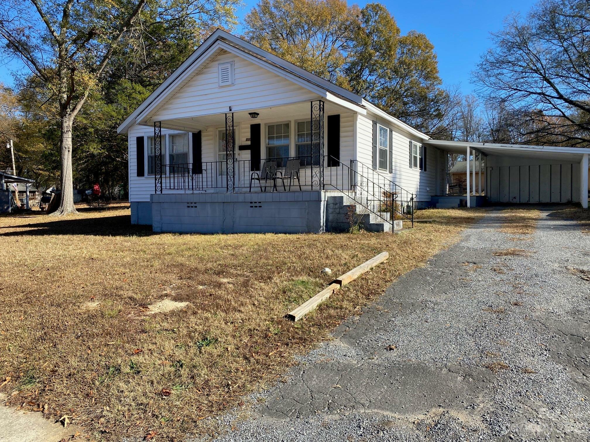 Property Photo:  440 College Street S  NC 28034 