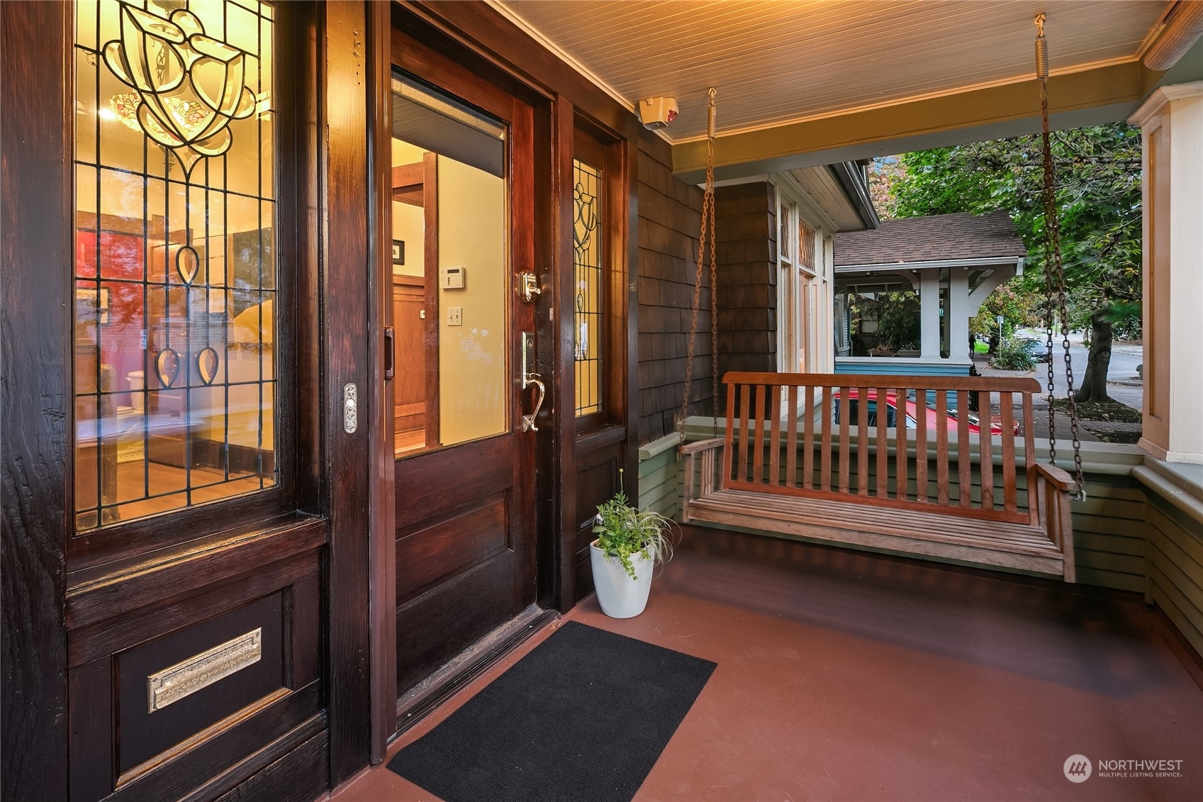 Property Photo: 229 Boylston Avenue E WA 98102