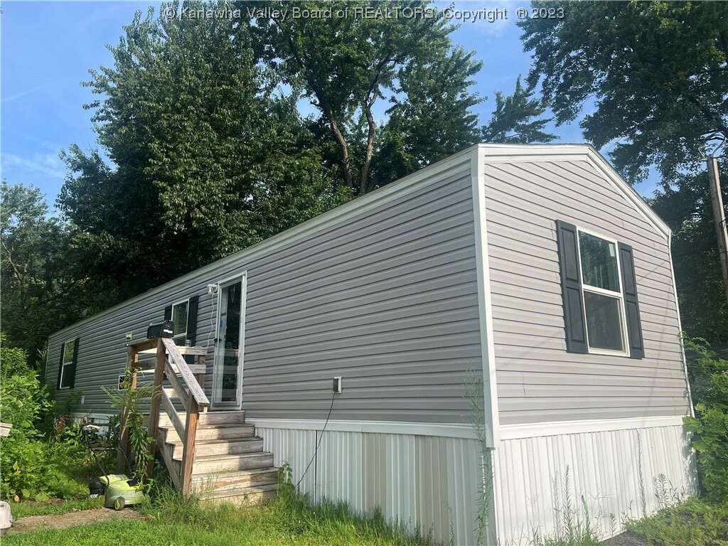 Property Photo: 5325 Starling Drive WV 25306