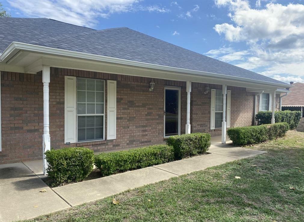 Property Photo:  902 Karen Drive  TX 75771 