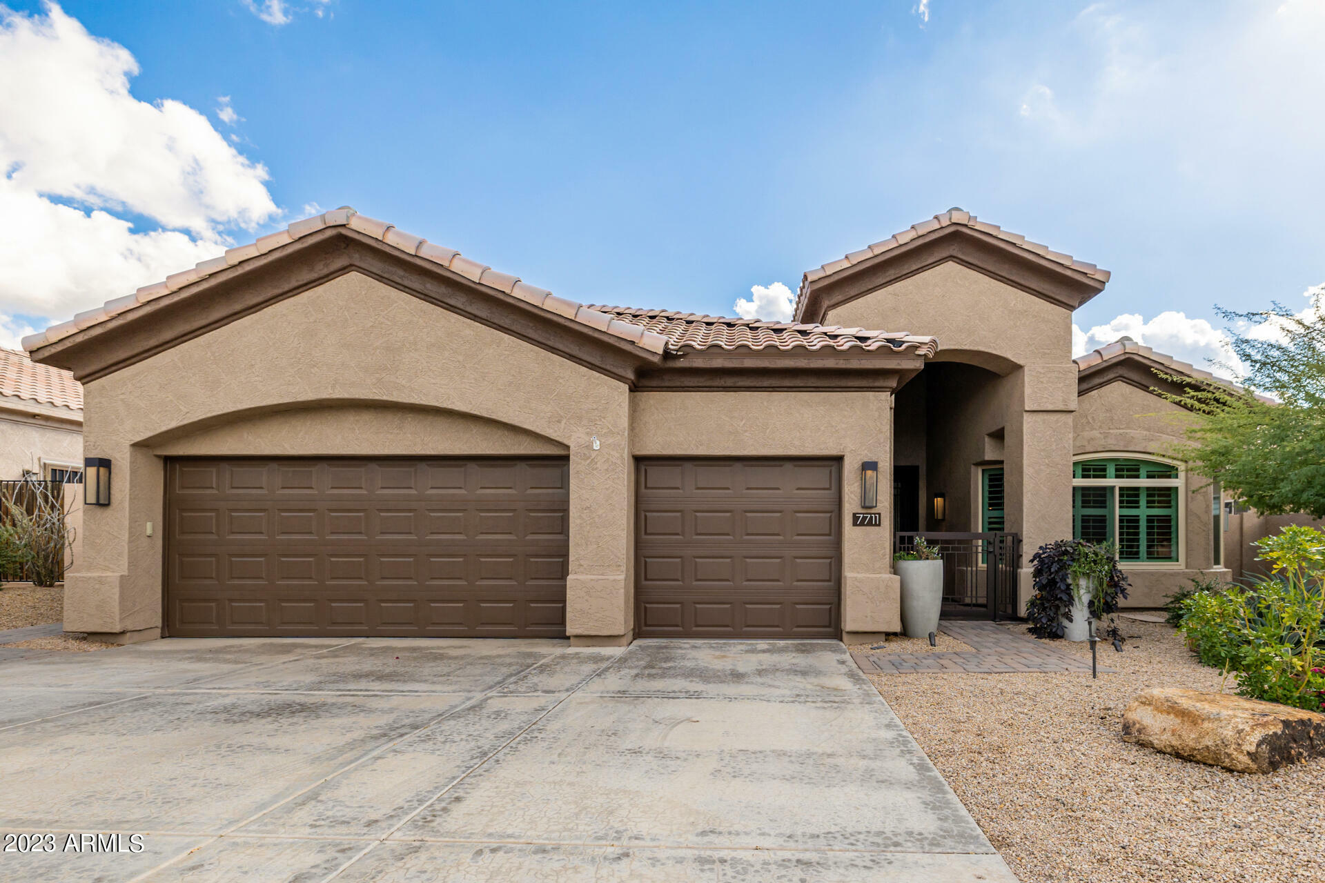 Property Photo:  7711 E Wingtip Way  AZ 85255 