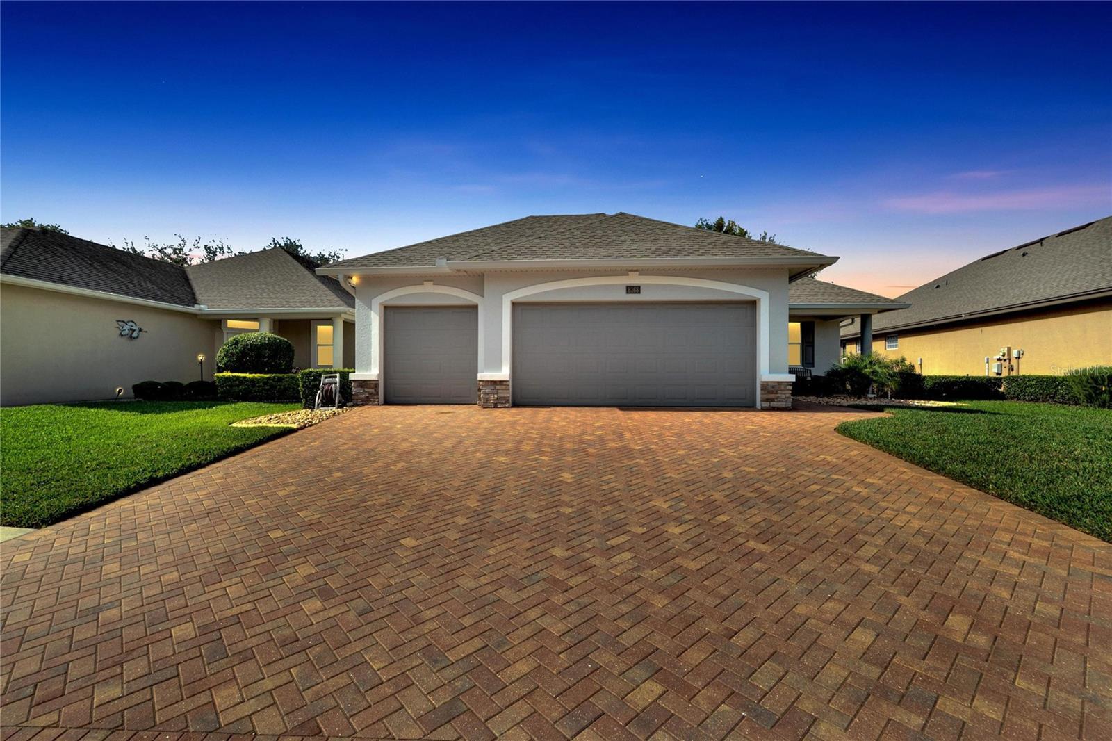 Property Photo:  8168 Lake James Drive  FL 33810 