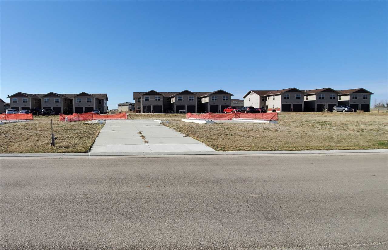 Property Photo:  451 14th St Block 35 Lot 9  ND 58852 