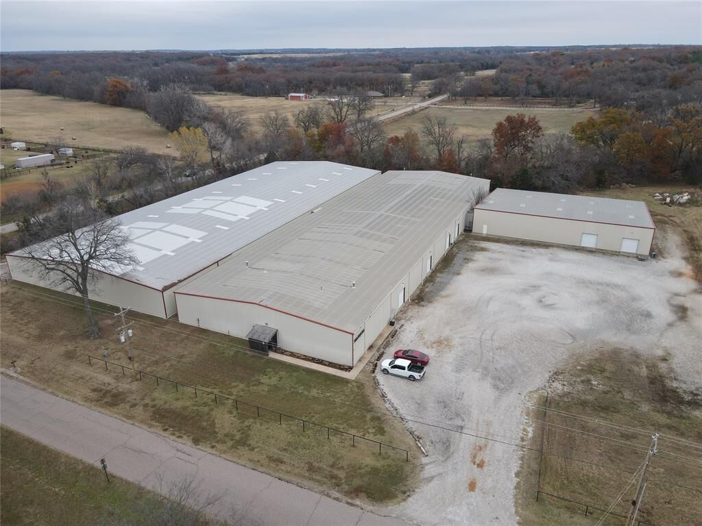 Property Photo: 20075 Malone Road OK 74873