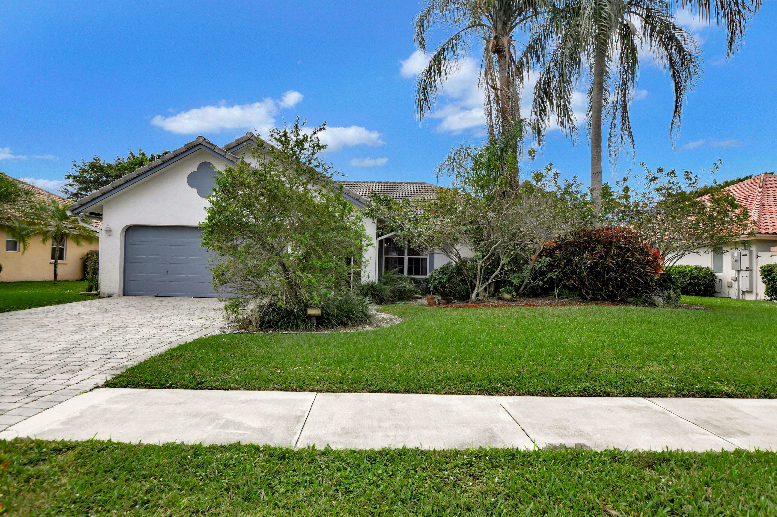 Property Photo:  10399 Canoe Brook Circle  FL 33498 