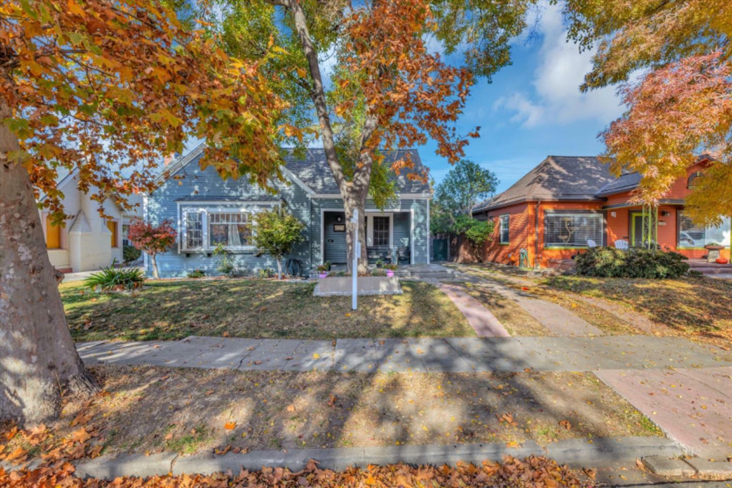 Property Photo: 1217 West Willow Street CA 95203
