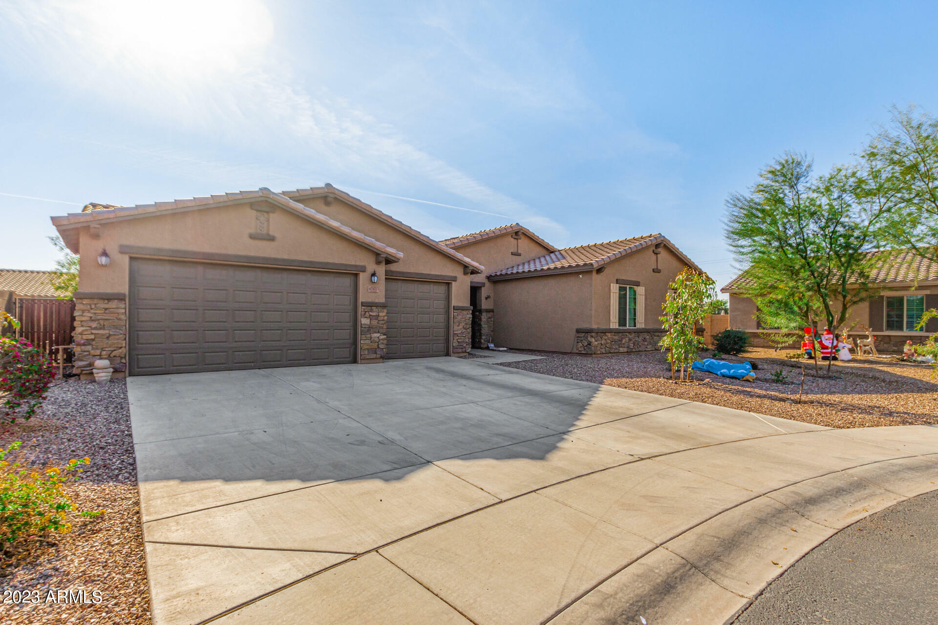 Property Photo:  5761 W Hidalgo Avenue  AZ 85339 